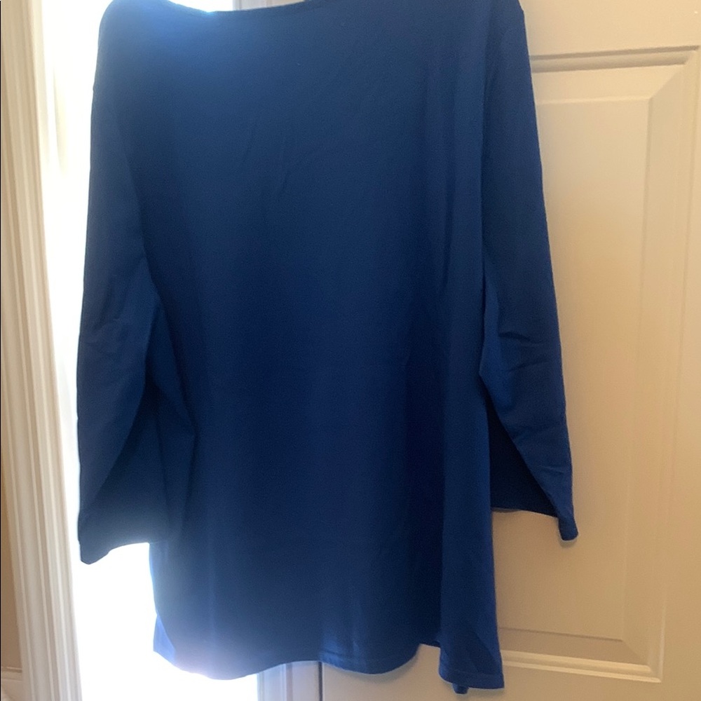 Investments women’s Blue Blouse with Black Lines 2X 3/4 length sleeves - Picture 3 of 4